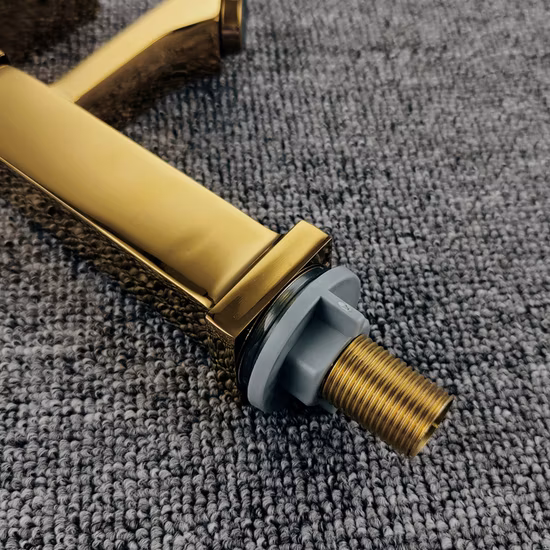 Saniary Ware Fittings Deck Mounted Single Hole Flexible Zinc Handle Zinc Body Kitchen Faucet